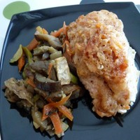 Семга запеченная с овощами в духовке