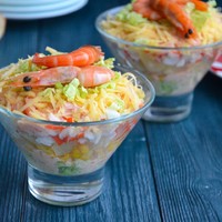 Салат морской бриз с крабовыми палочками картинки Салат морской бриз с крабовыми палочками картинка