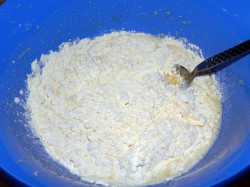 Пирог мужской каприз рецепт. tort mujskoi kapriz 1515249448 2 min. Пирог мужской каприз рецепт фото. Пирог мужской каприз рецепт-tort mujskoi kapriz 1515249448 2 min. картинка Пирог мужской каприз рецепт. картинка tort mujskoi kapriz 1515249448 2 min. Удивить мужчину сладостями бывает довольно сложно, хотя и среди представителей сильного пола встречаются сладкоежки. Но большинство из них довольно сдержанно относятся к разного рода тортикам и пирожным. Однако есть способ покорить их сердца. Приготовьте торт «Мужской каприз». Рецепт удивительно простой, а результат. Сочетание меда, какао, грецких орехов и сгущенного молока делает его фантастически вкусным.