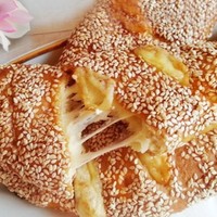 Погача с сыром