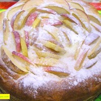яблочный дрожжевой пирог с яблоками