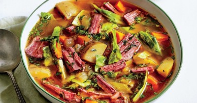 Говяжий суп с овощами