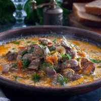 Куриные сердечки в сметане Куриные сердечки в сметане