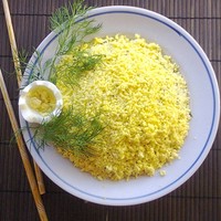 Салат из морской капусты с яйцом