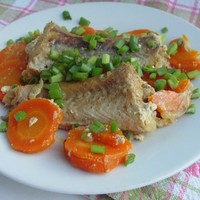 Минтай с морковью Минтай с морковью