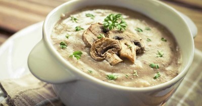 Сырный суп с грибами в мультиварке