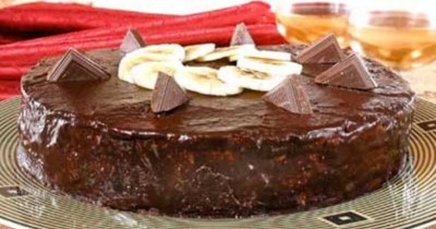 Шоколадно-банановый с ванилью на сметане торт