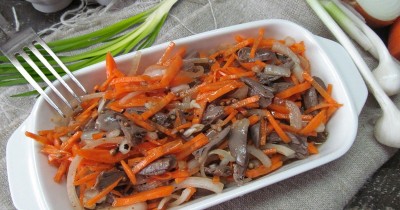 Салат с сердечками и морковью