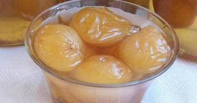Абрикосовое варенье с косточками из абрикосов на зиму
