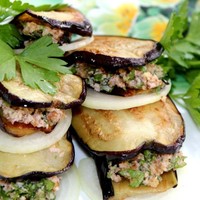 Смотреть Баклажаны с мясом по-китайски — рецепт с фото пошагово видео Смотреть Баклажаны с мясом по-китайски — рецепт с фото пошагово видео