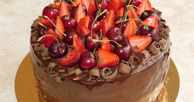 Простой и вкусный шоколадный торт на день рождения