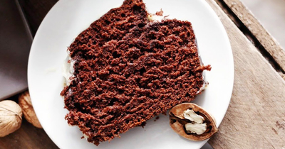 Шоколадный пирог на кефире с какао в духовке