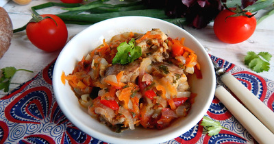 Курица с овощами и баклажанами в соевом соусе