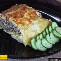 Картофельный рулет с фаршем в духовке