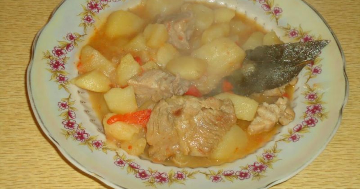 Как вкусно потушить мясо с картошкой рецепт пошагово Как вкусно потушить мясо с картошкой рецепт пошагово