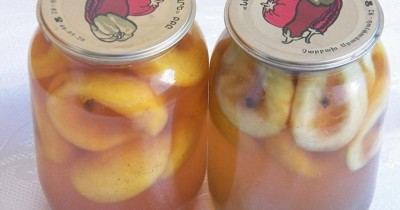 Консервированные персики в белом вине