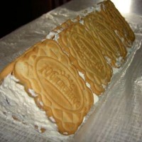 Торт Творожный домик из печенья и творога без выпечки