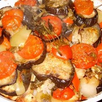 Курица с картошкой и овощами в духовке в фольге