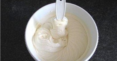 Густой крем для торта из вермишели со сметаной