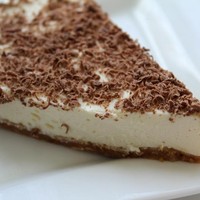 Торт из печенья и сгущенки с творогом и без выпечки