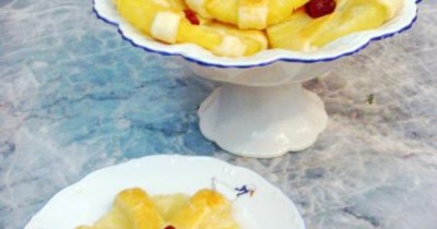 Пирожное фруктовое Цветы из ананаса