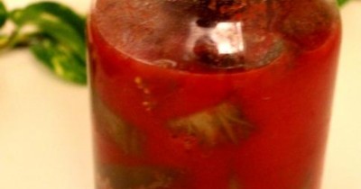 Пикантные баклажаны с томатным соком