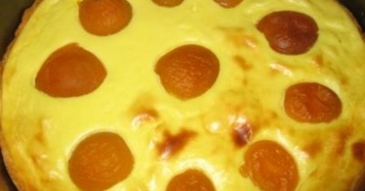Творожный пирог с творогом и абрикосами
