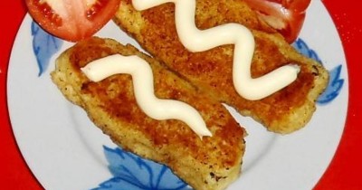 Картофельные палочки с твердым сыром в панировочных сухарях