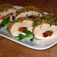 Куриный рулет с курагой