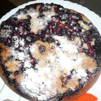 Пирог с черной смородиной