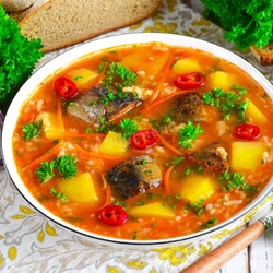 Картошка с рыбными консервами Картошка с рыбными консервами