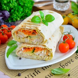 Лаваш с курицей Лаваш с курицей