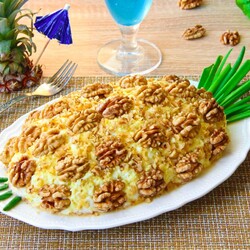 Ананас грецкий орех Ананас грецкий орех