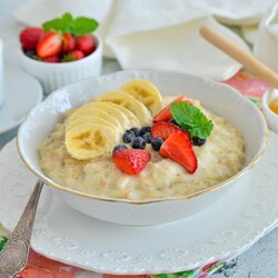 Овсяная каша на молоке Овсяная каша на молоке