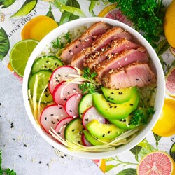 Тунец с огурцом Тунец с огурцом