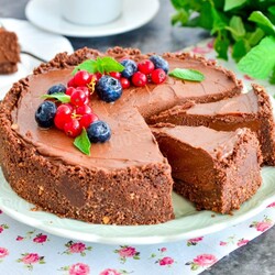 Шоколадный торт с кремом Шоколадный торт с кремом