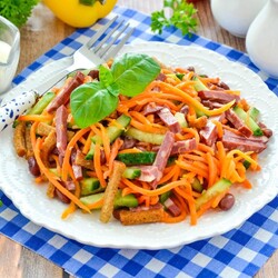 Салат с колбасой Салат с колбасой