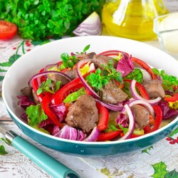 Салат с печенью Салат с печенью