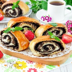 Рулет с маком Рулет с маком