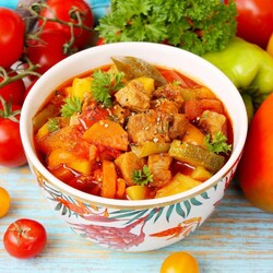 Овощное рагу с кабачками и картошкой Овощное рагу с кабачками и картошкой