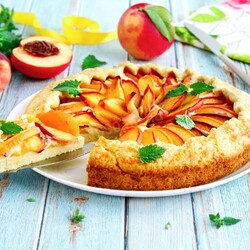 Пирог с персиками Пирог с персиками