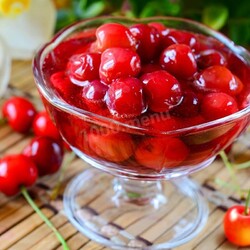 Вишня в собственном соку Вишня в собственном соку