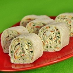 Рулет из лаваша с сыром Рулет из лаваша с сыром