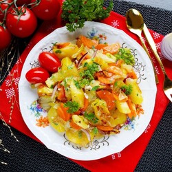 Рагу с капустой и картошкой Рагу с капустой и картошкой