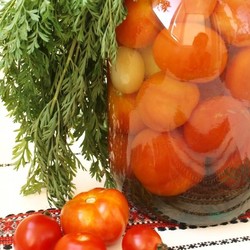 Помидоры с ботвой Помидоры с ботвой