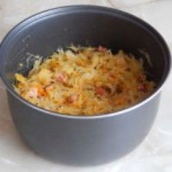 Тушеная капуста в мультиварке Тушеная капуста в мультиварке