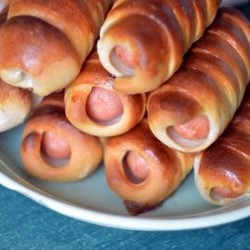 Сосиски в дрожжевом тесте Сосиски в дрожжевом тесте