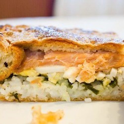 Заливной пирог с фаршем и картошкой Заливной пирог с фаршем и картошкой