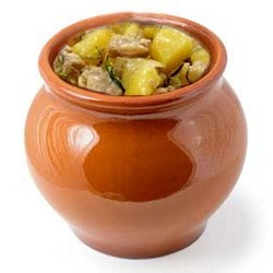 Курица в горшочке с картошкой Курица в горшочке с картошкой