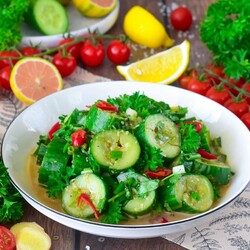 Салат из огурцов Салат из огурцов